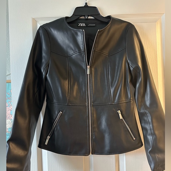 ZARA - Vegan leather jacket - Picture 6 of 9